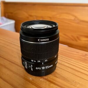 Canon 18-55mm lens